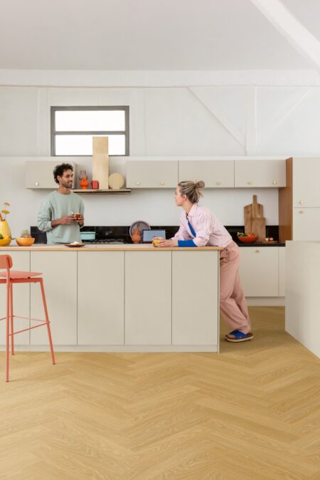 Vinil | Pure oak honey Vinil | Pure oak honey