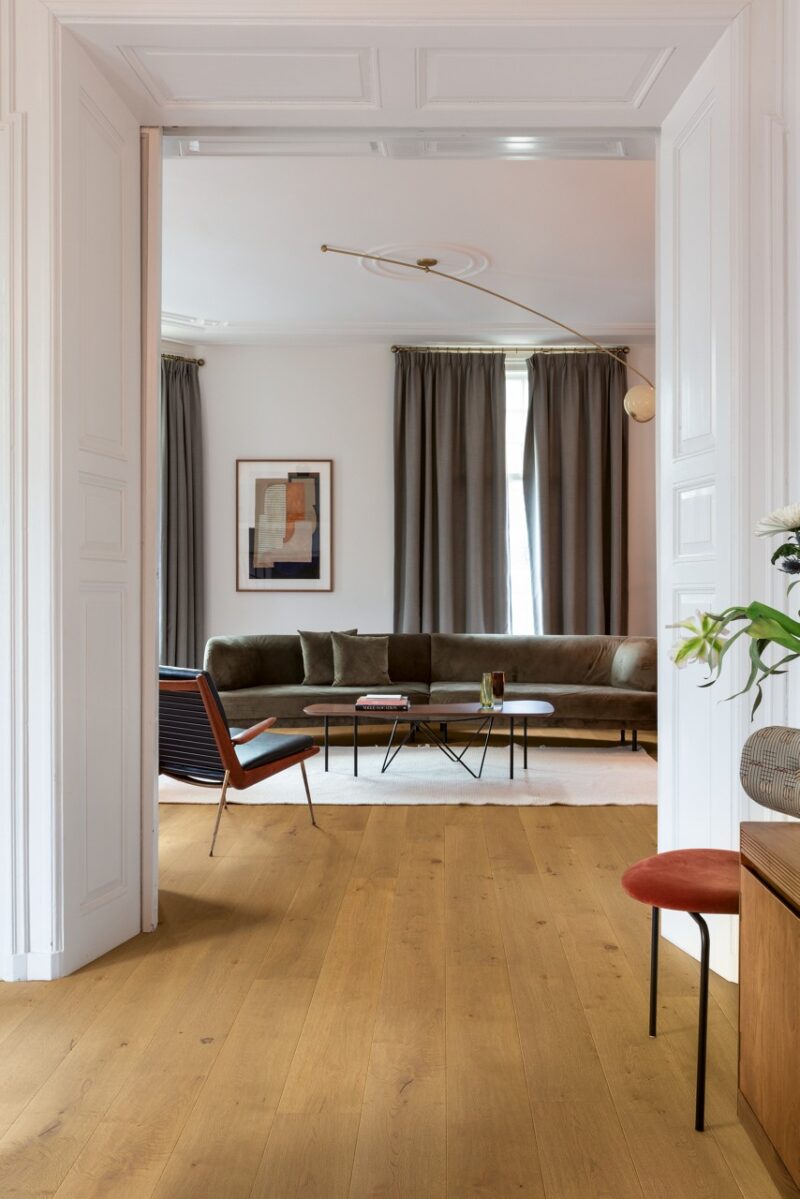 Parket | Dark chestnut oak extra matt