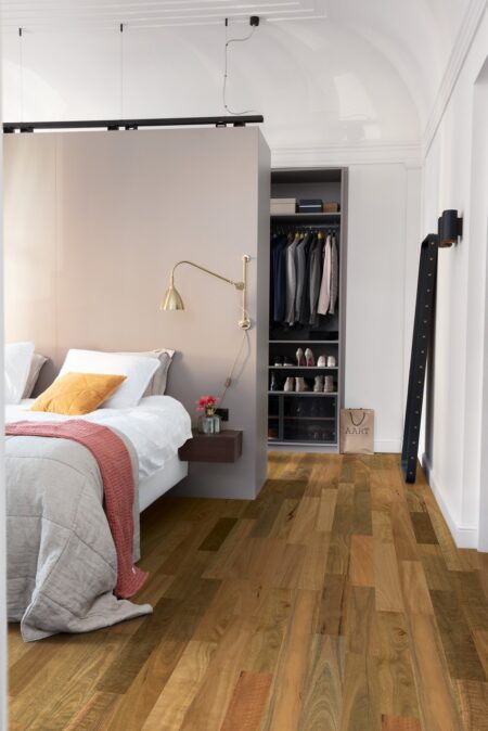Parket | Brushed spotted gum 2 strip matt