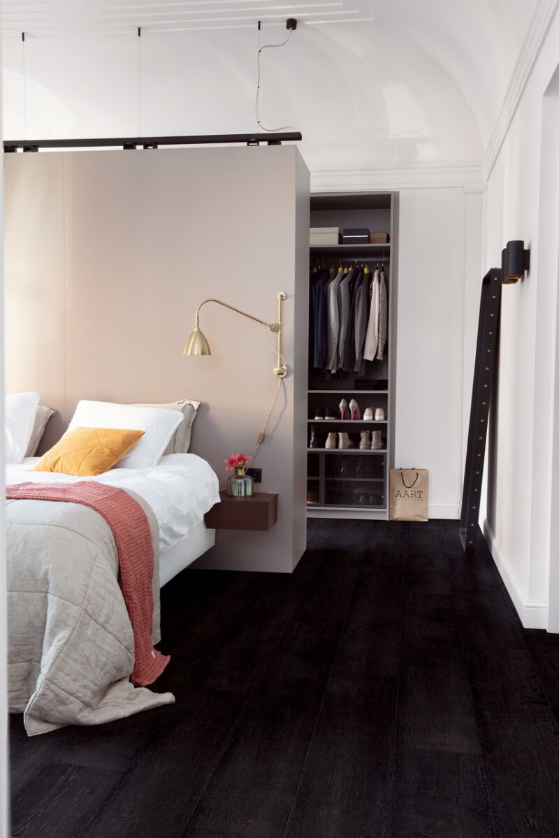 Laminat | Painted oak black